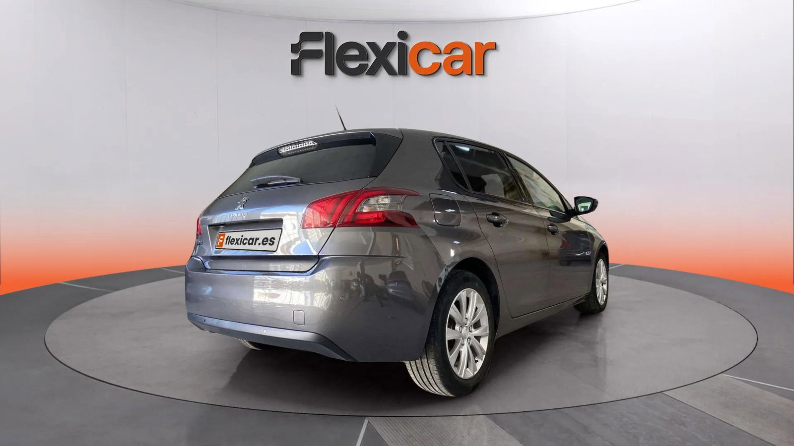 https://cdn-flexicar.caraffinity.it/public_appraisal_images_pro/images/stock/183156/IU1mJuxPdU__WhatsApp Image 2025-10-14 at 16.12.57.jpg